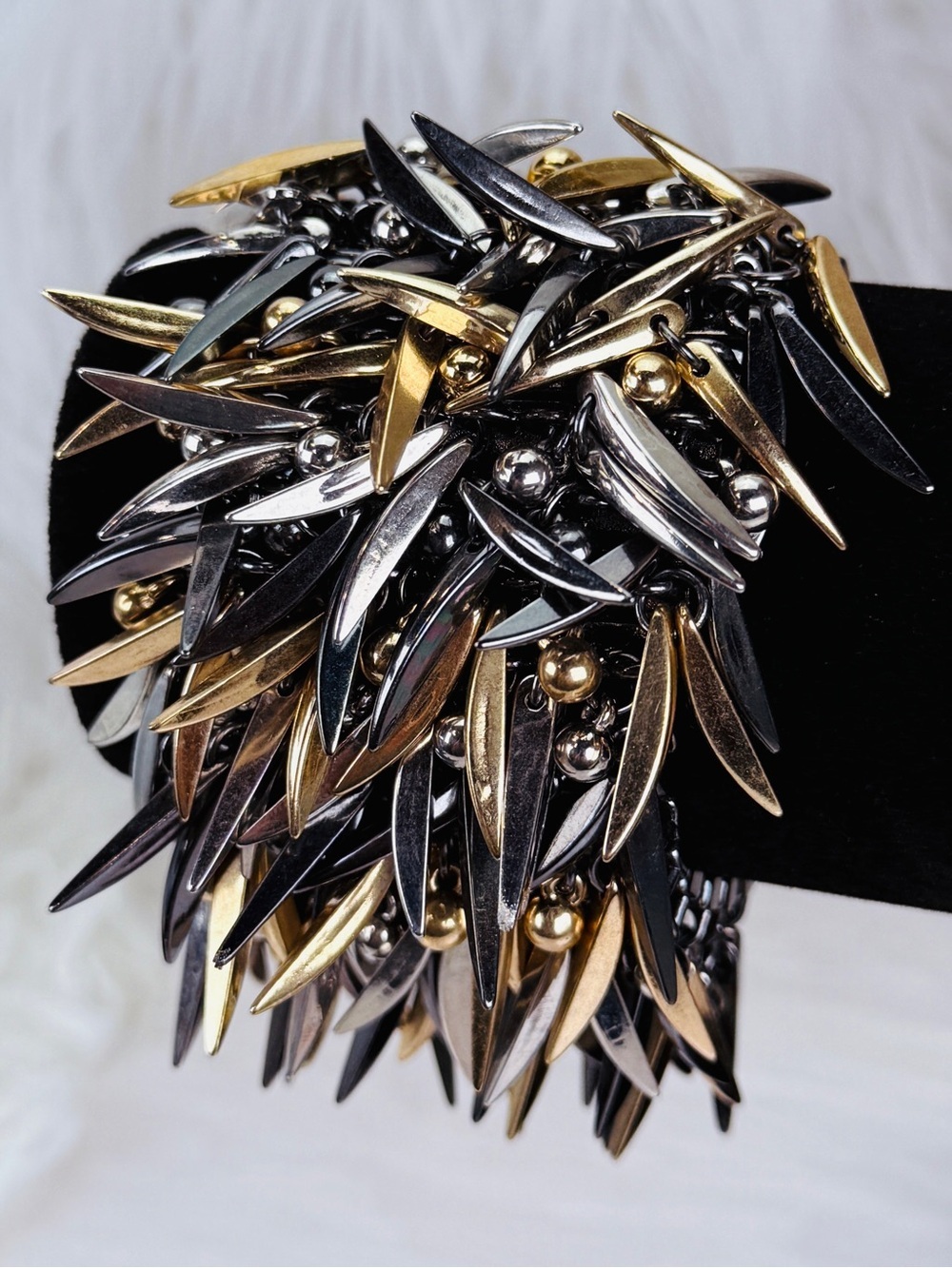 Goldtone Silvertone Gunmetal Steambunk Runway Cha Cha Wide Stretch Bracelet